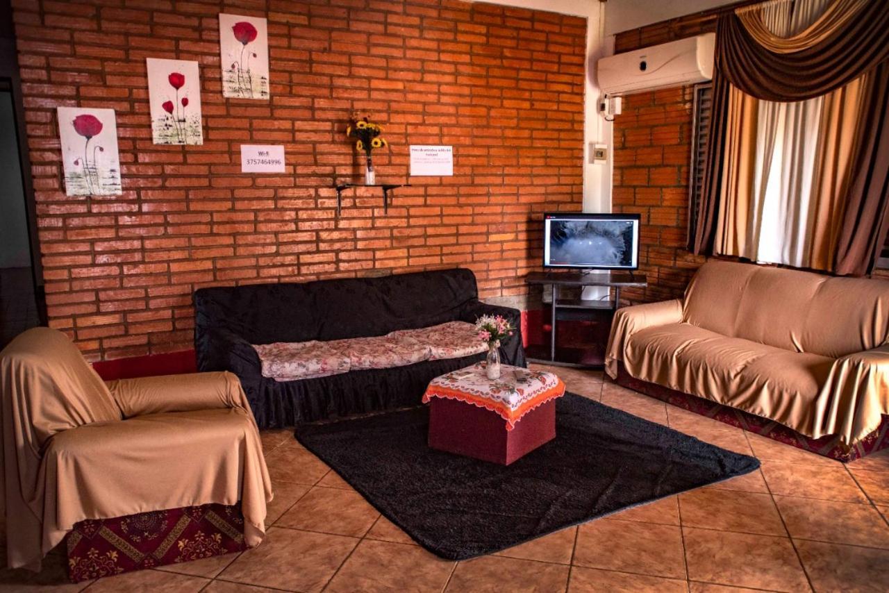 Iguazu Alojamiento "La Casa" Puerto Iguazú Extérieur photo
