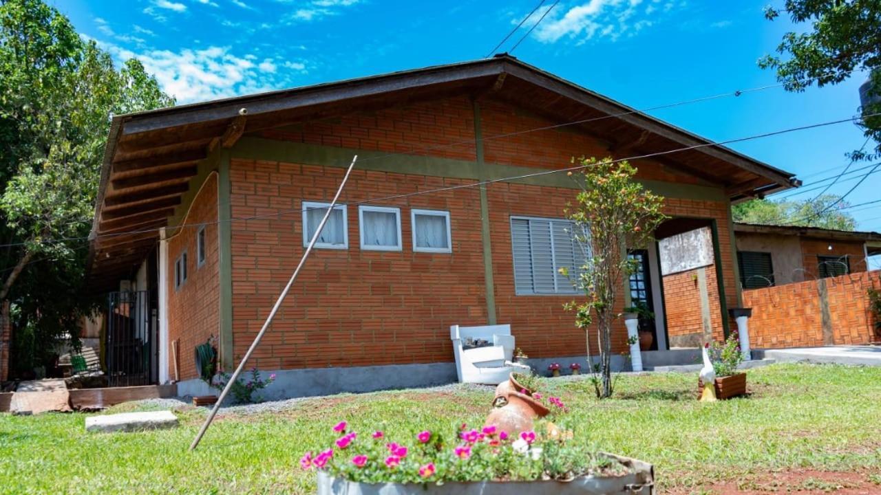 Iguazu Alojamiento "La Casa" Puerto Iguazú Extérieur photo