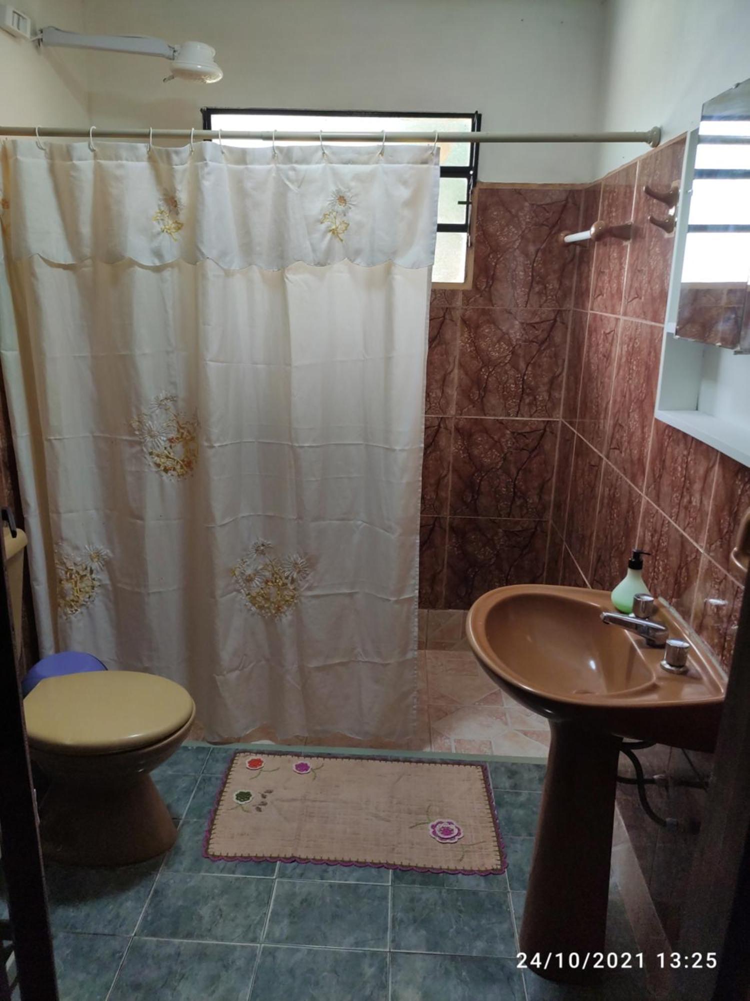 Iguazu Alojamiento "La Casa" Puerto Iguazú Chambre photo